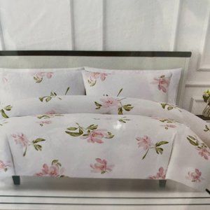 Kate Spade New York Breezy Magnolia 